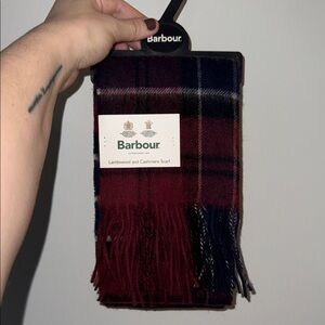 BARBOUR Lambswool and Cashmere Scarf NWT
